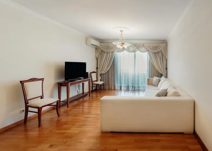 By Sg Apartman Funchal